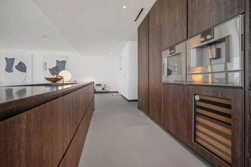 Residnece B South Unit 16B 10