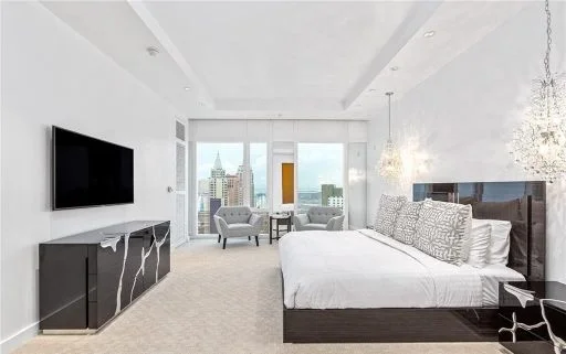 2904 at Waldorf Astoria 17