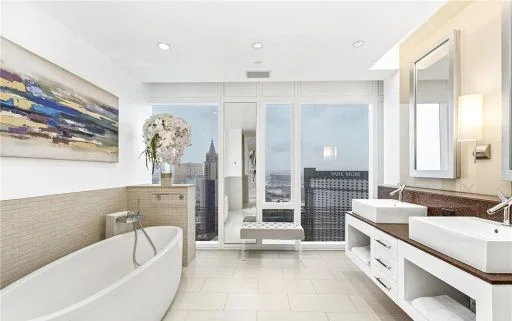 2904 at Waldorf Astoria 22