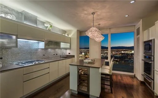 3309 at Waldorf Astoria 12