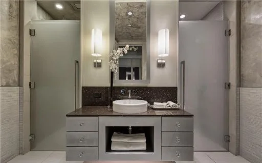 3309 at Waldorf Astoria 26