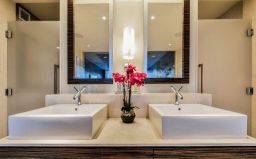 Cover Home