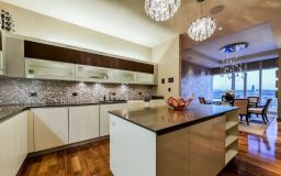 Cover Home