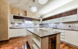 Cover Home