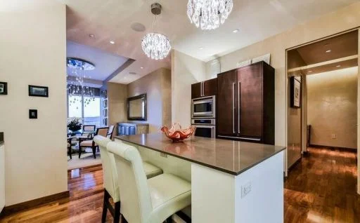 4002 At Waldorf Astoria 22