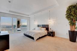 Cover Home
