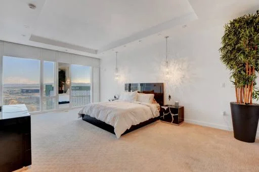 2708 at Waldorf Astoria 17