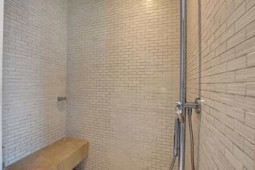 2708 at Waldorf Astoria 23