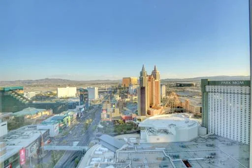 2708 at Waldorf Astoria 29